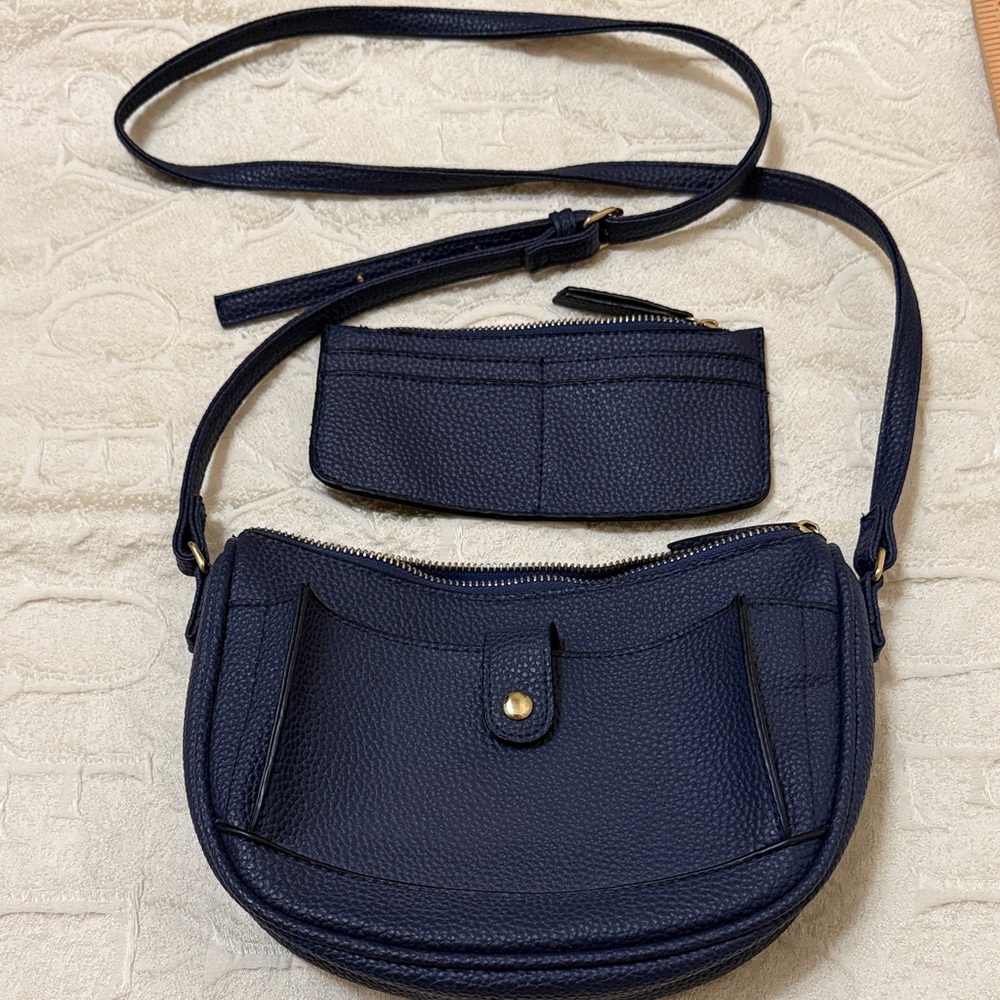 VAN HEUSEN PURSE WITH MATCHING WALLET ADJUSTABLE STRAP NAVY BLUE - Picture 1 of 8